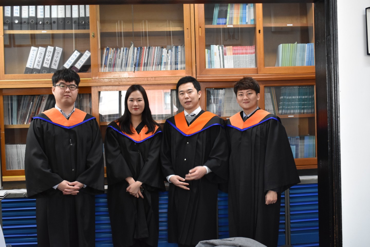 17년도 학위수여식 2018졸업사진(3).jpg